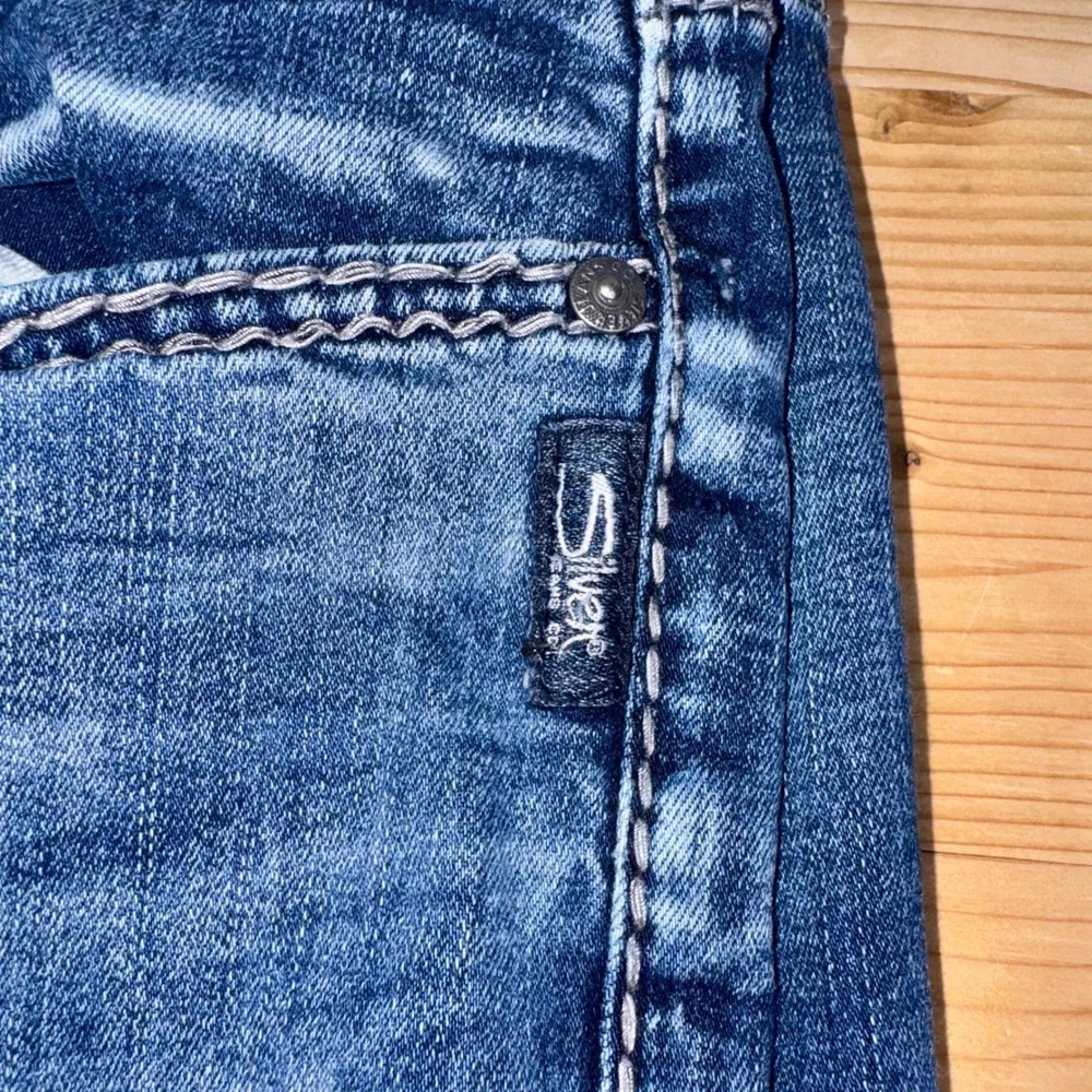 Silver Suki High Slim‎ Boot Women's Jeans Sz 24 Inseam 29 Hemmed Stretch